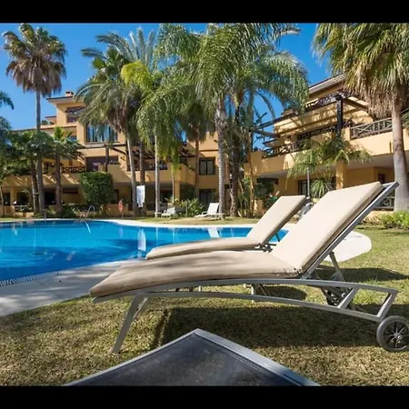 ヴィラ Luxury On Mistral Beach, Puerto Banus. *